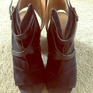 Franco Sarto ankle booties block heel